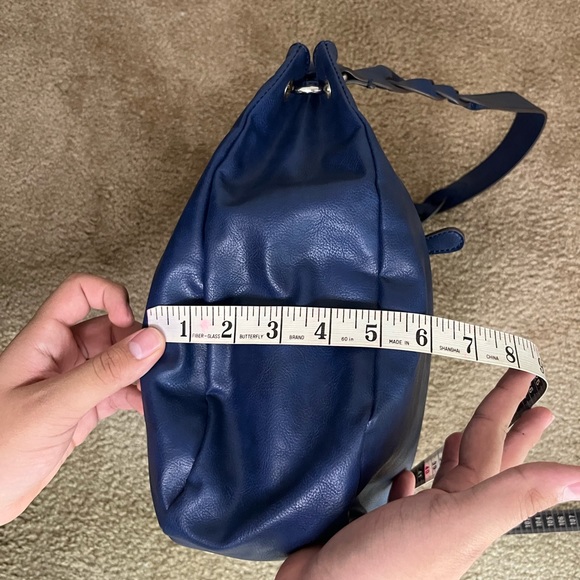 Liz Claiborne Blue Shoulder Bag - Picture 9 of 12